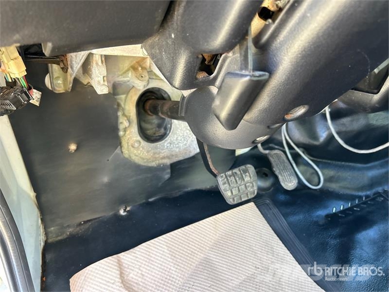 Hino 338 Isotermos y frigoríficos
