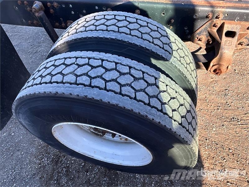Hino 338 Kabine i unutrašnjost
