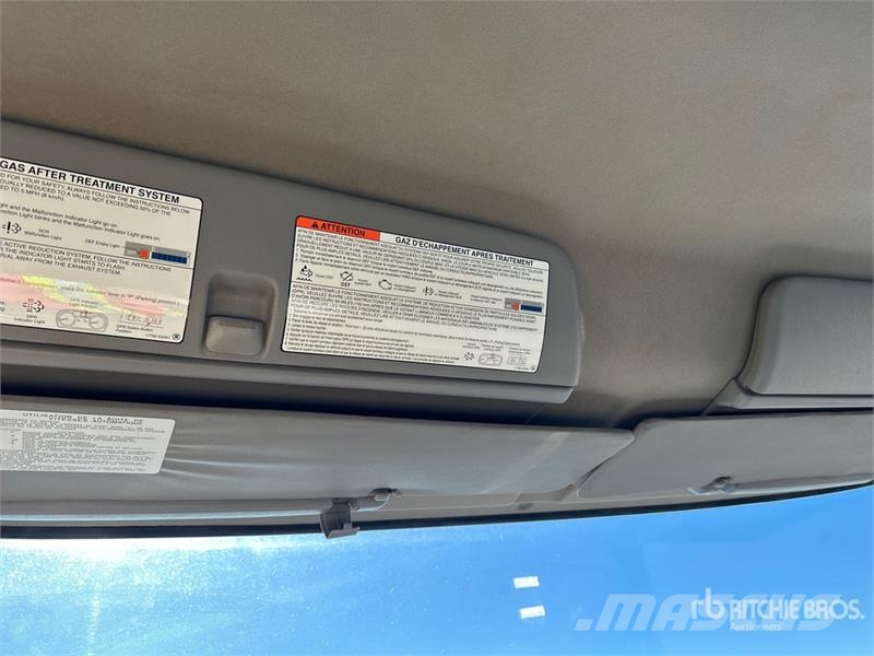 Hino 338 Isotermos y frigoríficos