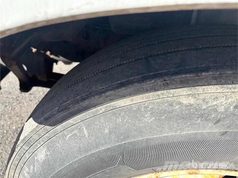 Hino 338 Kravas automašīnas - refrižeratori