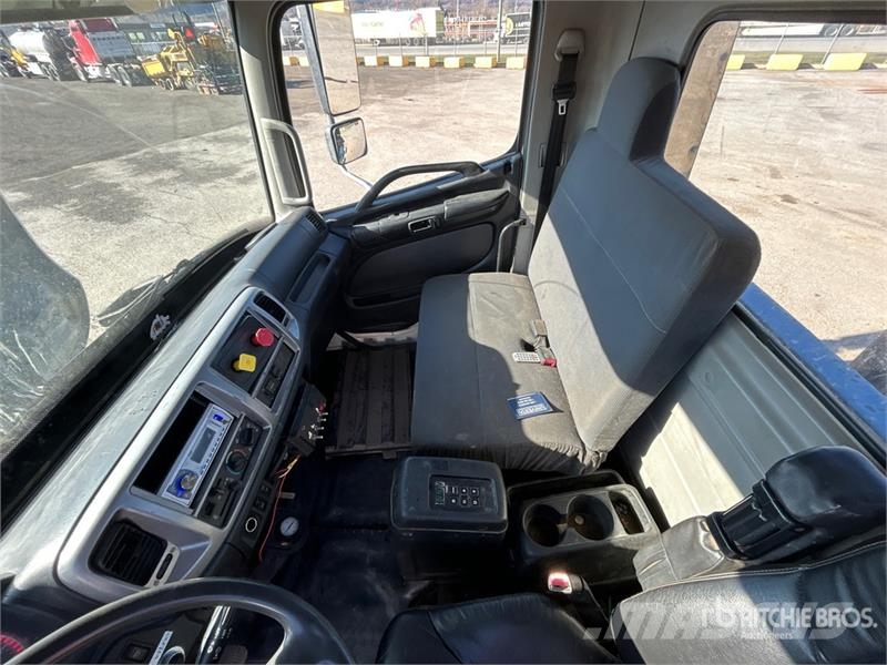 Hino 338 Bergungsfahrzeuge
