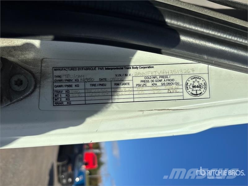 Hino 338 Kabine i unutrašnjost