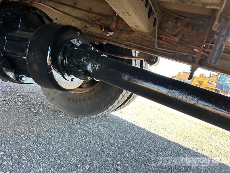 Hino 338 Isotermos y frigoríficos