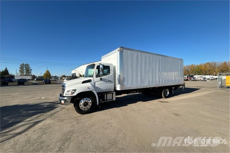 Hino 338 Fast kasse