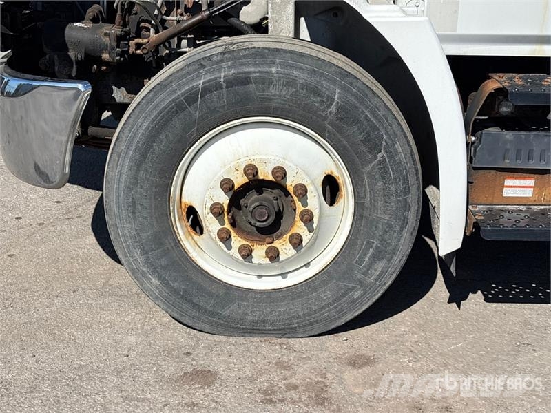 Hino 358 4x2 Attenuator Truck Municipal / general purpose vehicles