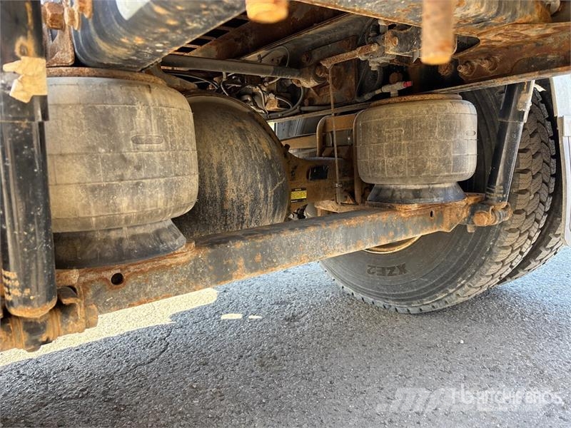 Hino 358 4x2 Attenuator Truck Municipal / general purpose vehicles
