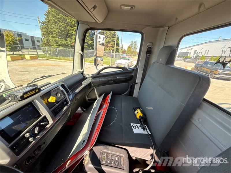 Hino 358 4x2 Attenuator Truck Municipal / general purpose vehicles