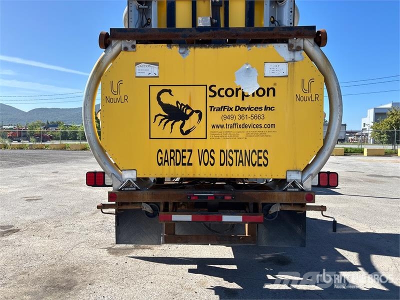 Hino 358 4x2 Attenuator Truck Municipal / general purpose vehicles