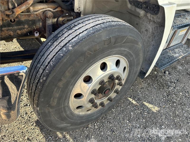 Hino 358 4x2 Beverage Truck (Inoperable) Italszállító tehergépkocsik