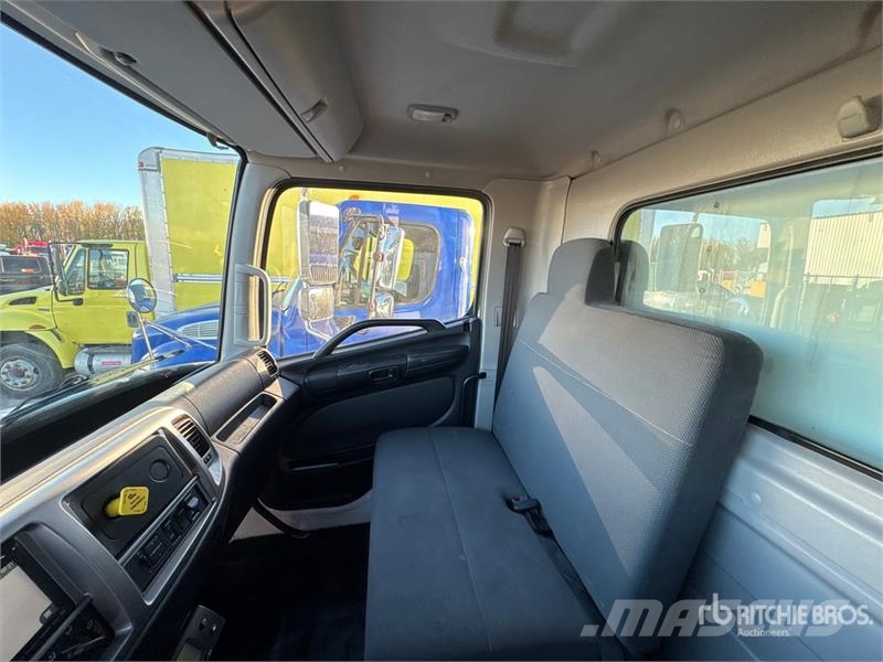 Hino 358 4x2 Refrigerated Truck Kølelastbiler