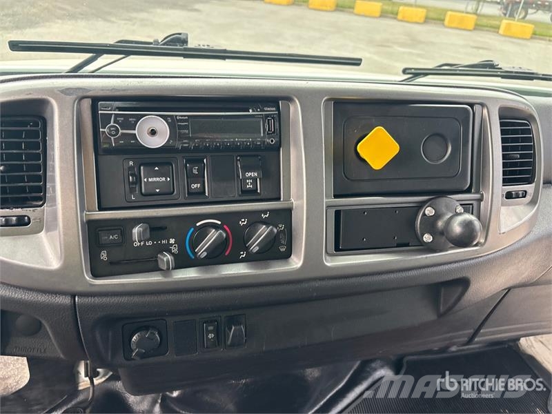 Hino 358 4x2 Van Truck 탑차 트럭