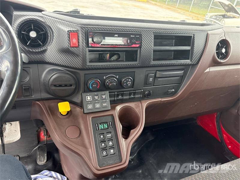 Hino L8 4x2 Rollback Truck 救援车