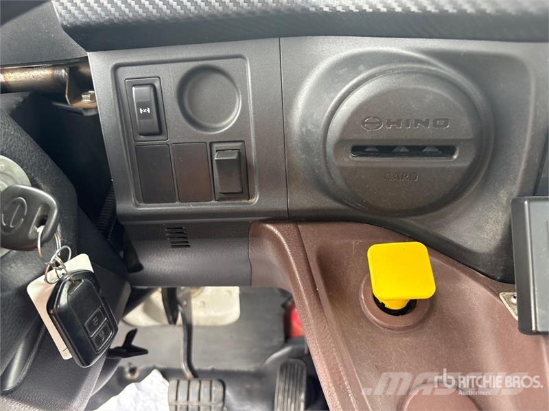 Hino L8 4x2 Rollback Truck 救援车