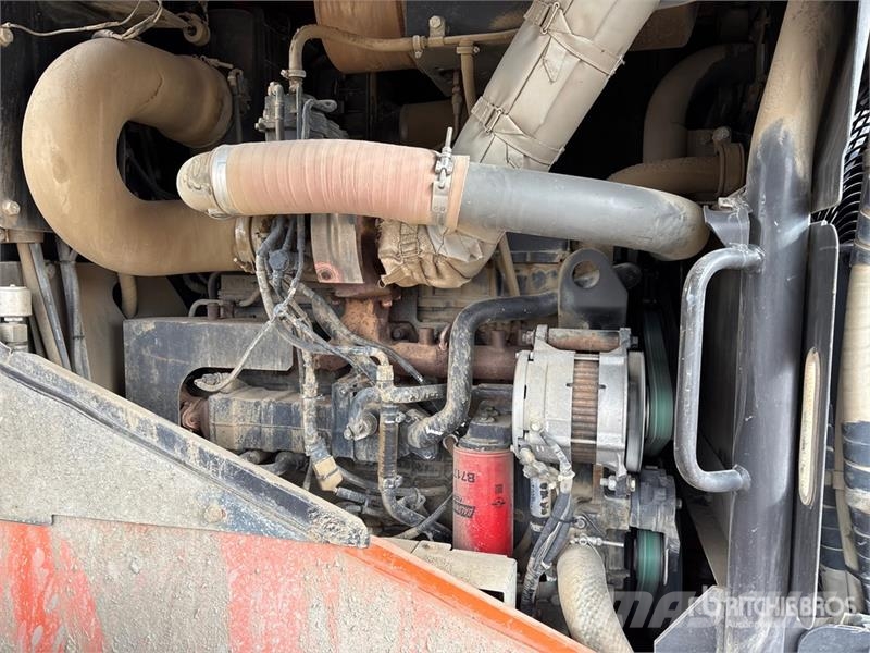Hitachi ZW180-5B Wheel Loader Iekrāvēji uz riteņiem