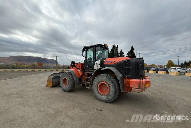 Hitachi ZW180-5B Wheel Loader Iekrāvēji uz riteņiem