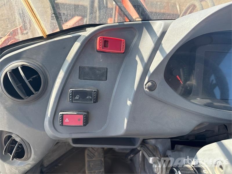 Hitachi ZW250-5B Wheel Loader Rataslaadurid