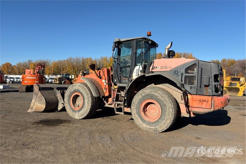 Hitachi ZW250-5B Wheel Loader Utovarivači na točkove