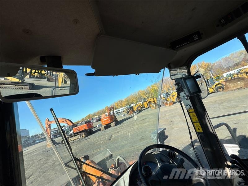 Hitachi ZW250-5B Wheel Loader Фронтальные погрузчики