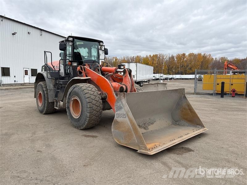 Hitachi ZW250-5B Wheel Loader Iekrāvēji uz riteņiem