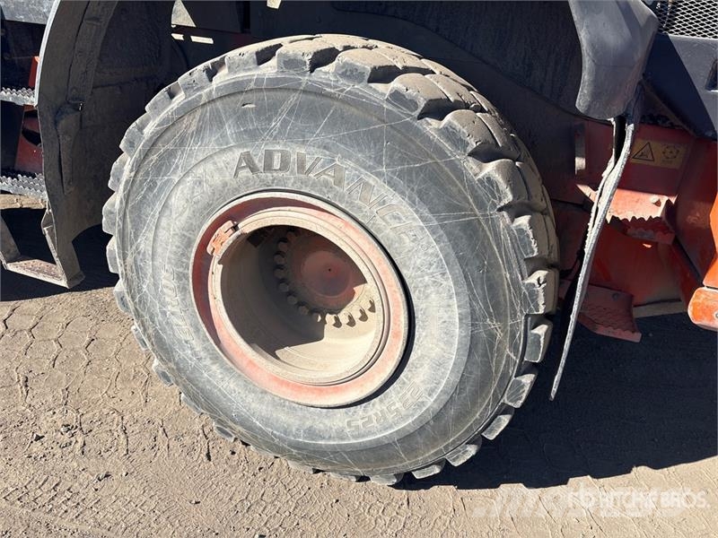 Hitachi ZW250-5B Wheel Loader Rataslaadurid