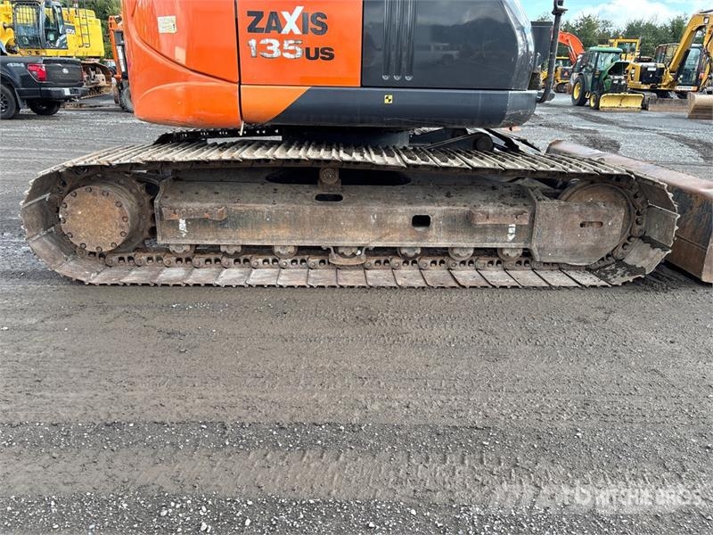 Hitachi ZX135US-5B Tracked Excavator Crawler excavators