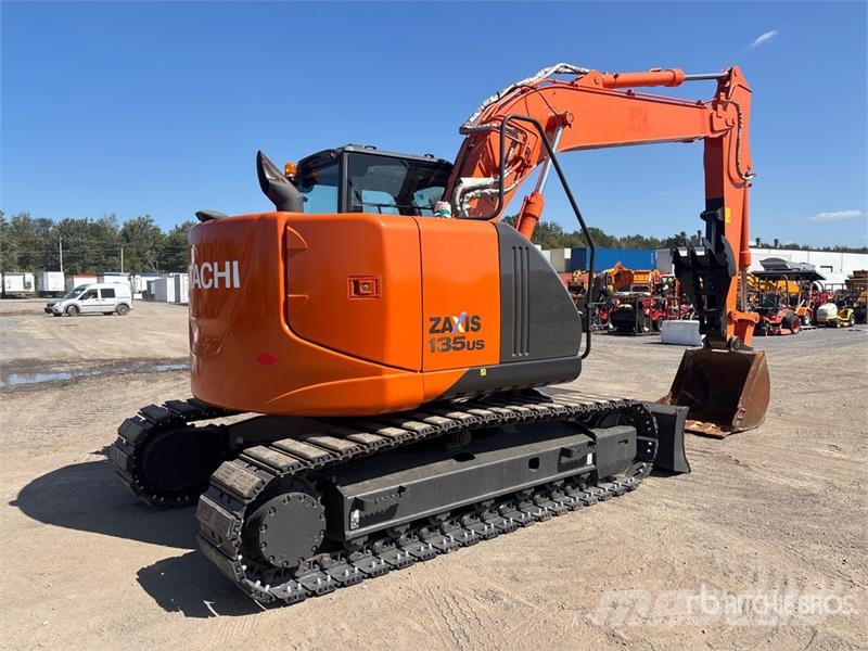 Hitachi ZX135US-5B Tracked Excavator Crawler excavators