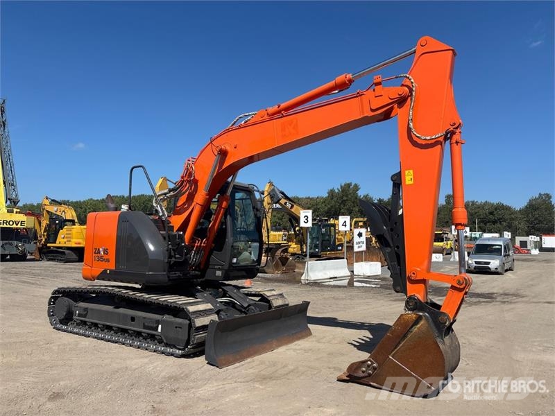 Hitachi ZX135US-5B Tracked Excavator Crawler excavators