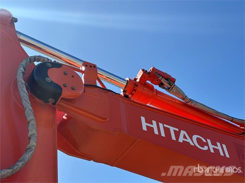 Hitachi ZX135US-5B Tracked Excavator Crawler excavators