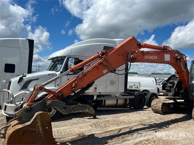 Hitachi ZX135US-5N Tracked Excavator (Inoperable) 履帶式 挖土機/掘鑿機/挖掘機