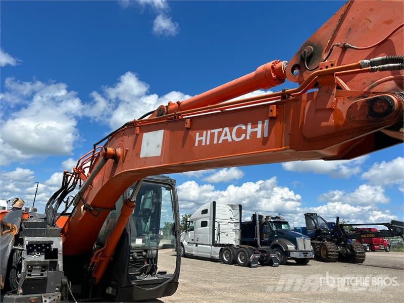 Hitachi ZX135US-5N Tracked Excavator (Inoperable) 履帶式 挖土機/掘鑿機/挖掘機