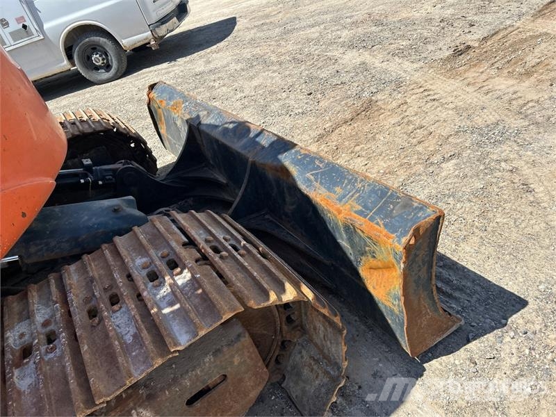 Hitachi ZX135US-5N Tracked Excavator (Inoperable) 履帶式 挖土機/掘鑿機/挖掘機