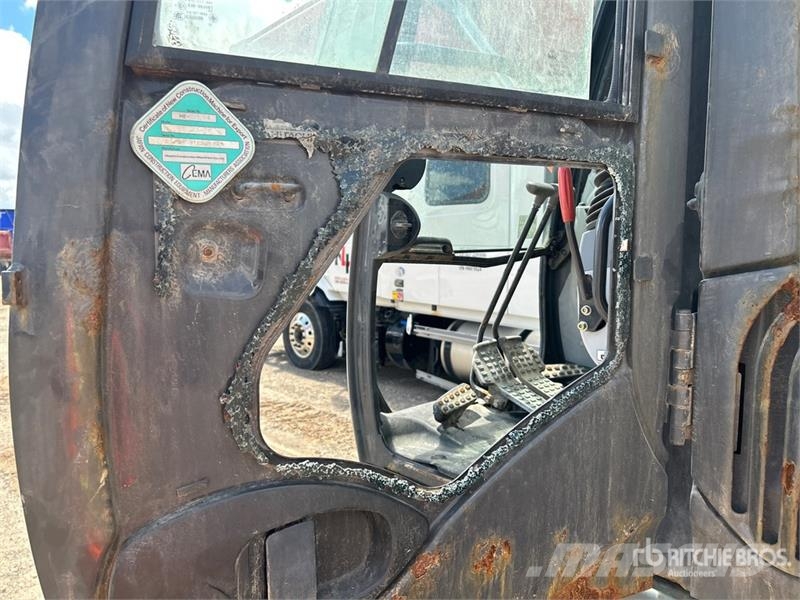 Hitachi ZX135US-5N Tracked Excavator (Inoperable) 履帶式 挖土機/掘鑿機/挖掘機
