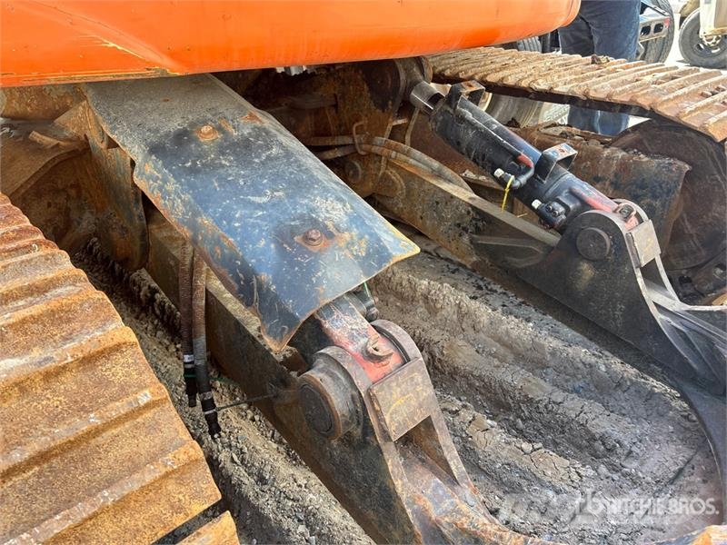 Hitachi ZX135US-5N Tracked Excavator (Inoperable) 履帶式 挖土機/掘鑿機/挖掘機