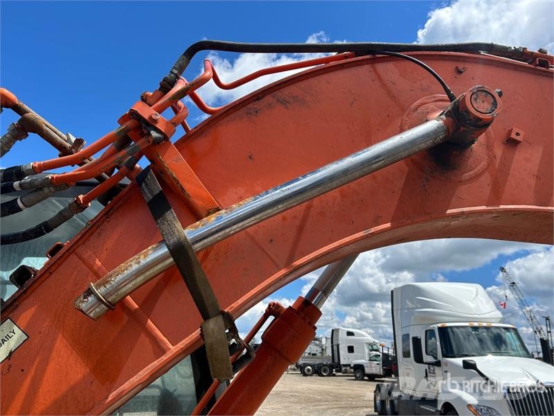 Hitachi ZX135US-5N Tracked Excavator (Inoperable) 履帶式 挖土機/掘鑿機/挖掘機