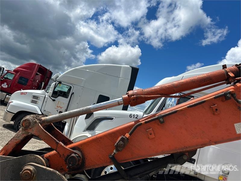 Hitachi ZX135US-5N Tracked Excavator (Inoperable) 履帶式 挖土機/掘鑿機/挖掘機