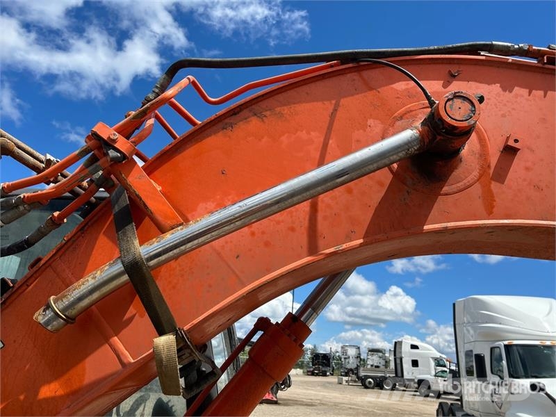 Hitachi ZX135US-5N Tracked Excavator (Inoperable) 履帶式 挖土機/掘鑿機/挖掘機