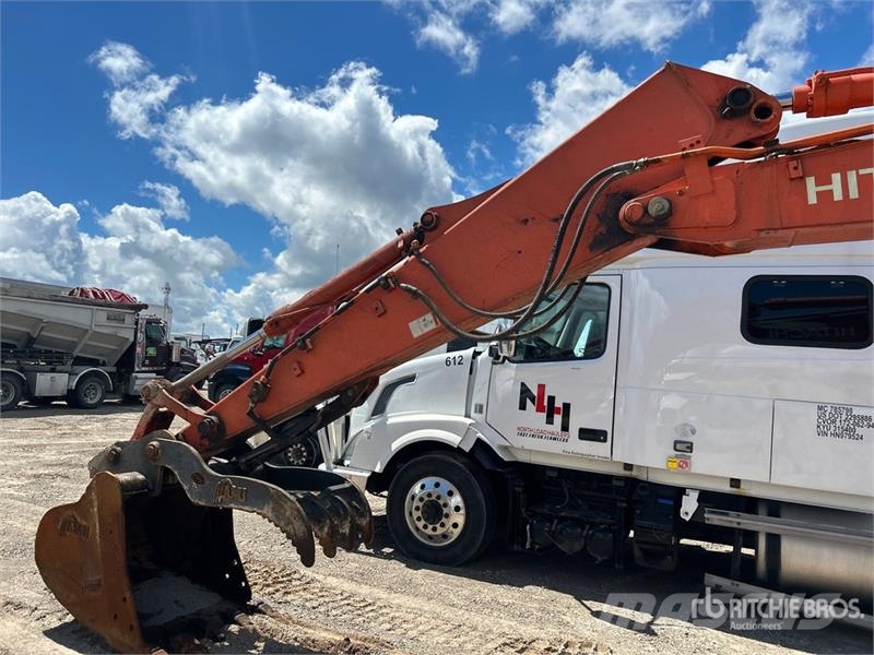 Hitachi ZX135US-5N Tracked Excavator (Inoperable) 履帶式 挖土機/掘鑿機/挖掘機