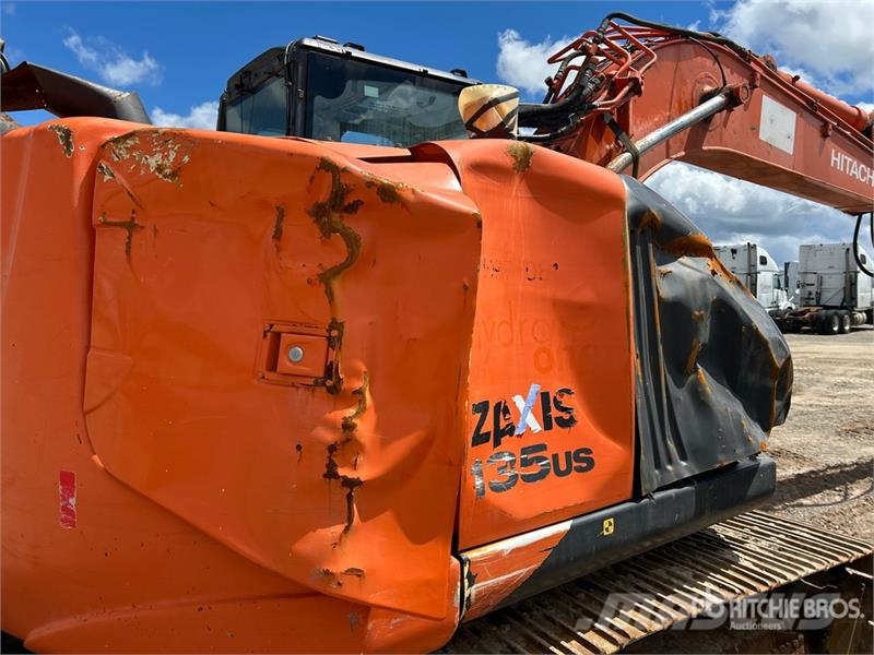 Hitachi ZX135US-5N Tracked Excavator (Inoperable) 履帶式 挖土機/掘鑿機/挖掘機