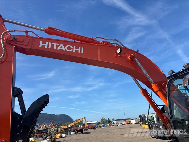 Hitachi ZX200-6 Tracked Excavator 履带挖掘机