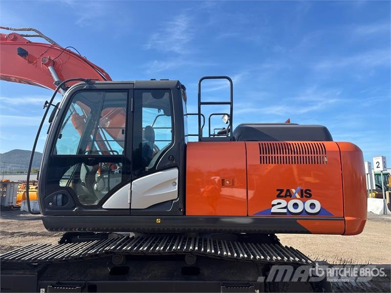 Hitachi ZX200-6 Tracked Excavator 履带挖掘机