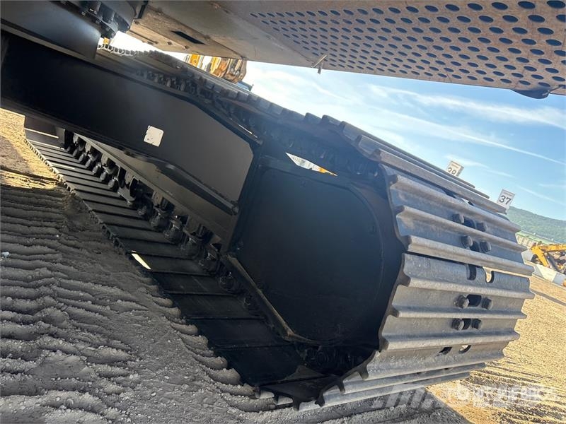 Hitachi ZX200-6 Tracked Excavator 履带挖掘机