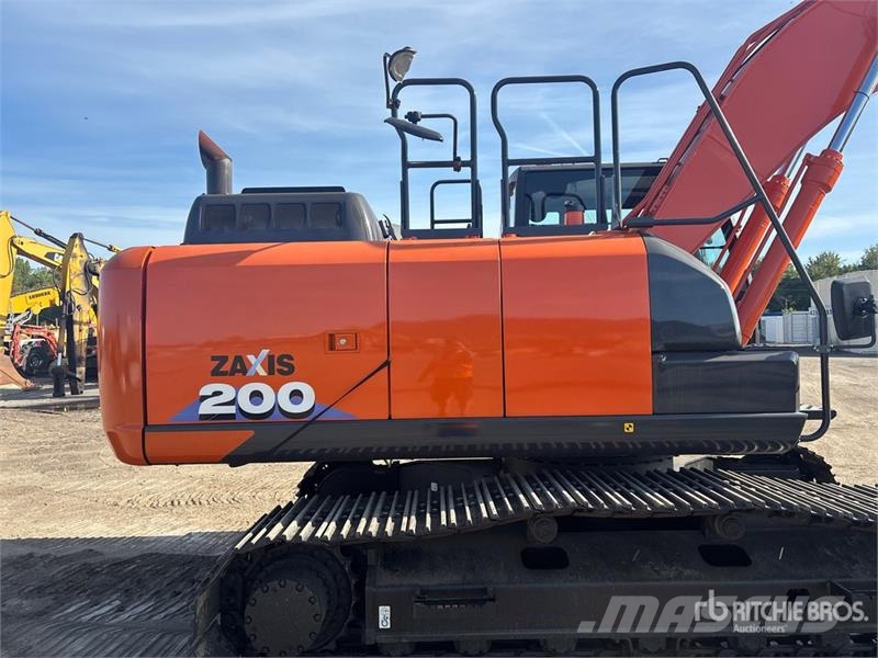Hitachi ZX200-6 Tracked Excavator 履带挖掘机