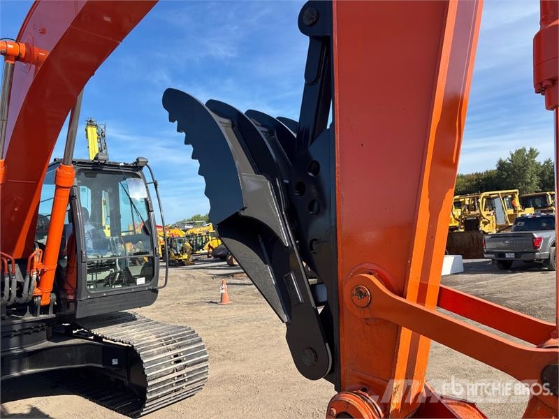 Hitachi ZX200-6 Tracked Excavator 履带挖掘机