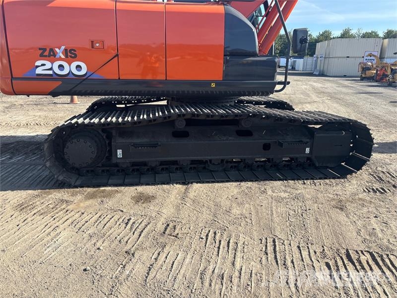 Hitachi ZX200-6 Tracked Excavator 履带挖掘机
