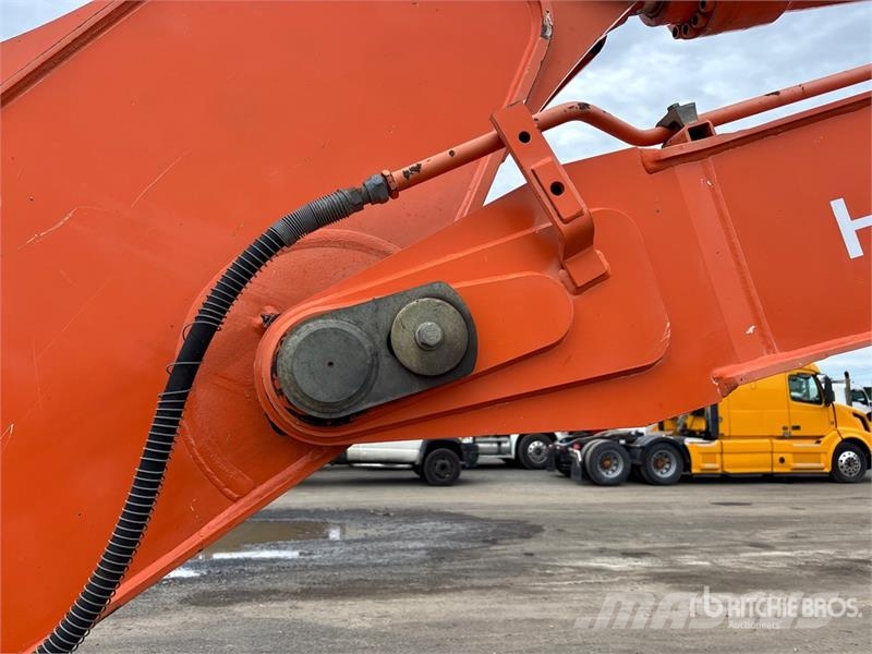 Hitachi ZX200LC-3 Tracked Excavator Lánctalpas kotrók