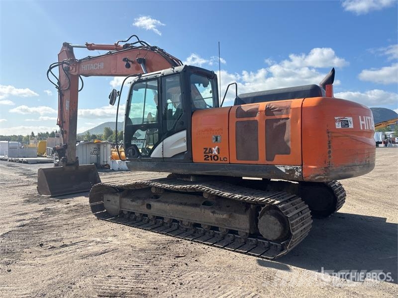 Hitachi ZX210LC-5N Roomikekskavaatorid