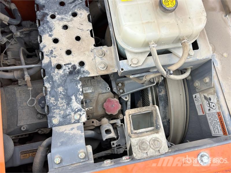 Hitachi ZX245USLC-6N Tracked Excavator Crawler excavators