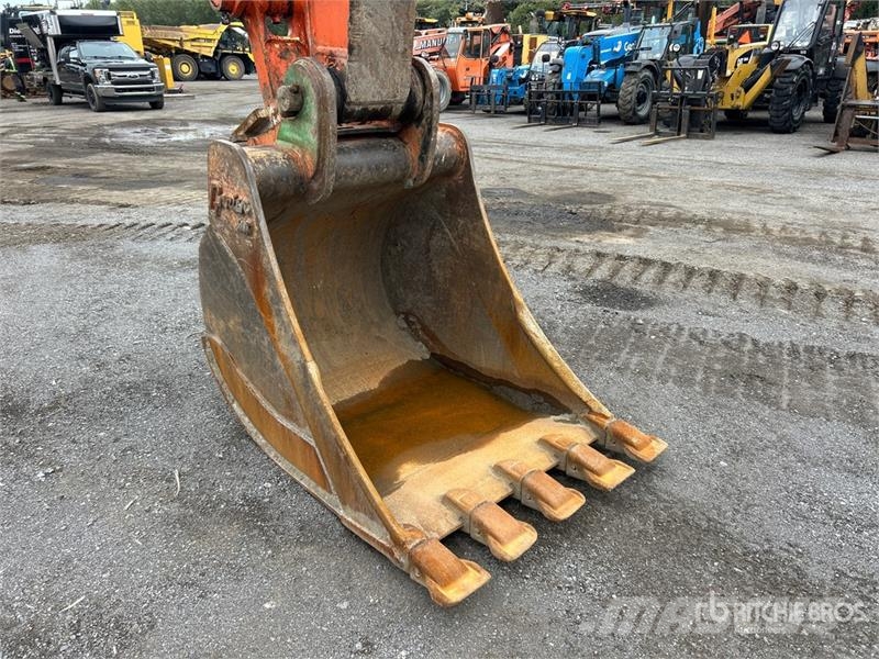 Hitachi ZX245USLC-6N Tracked Excavator Crawler excavators