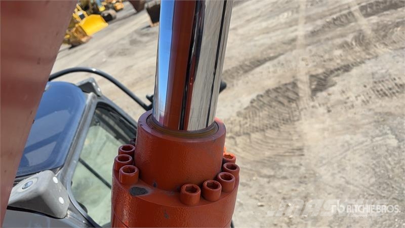 Hitachi ZX245USLC-6N Tracked Excavator Escavadeiras de esteiras