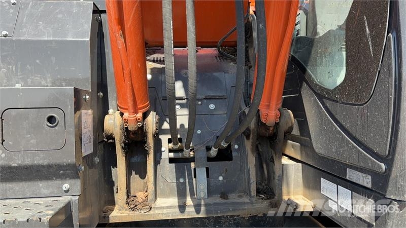 Hitachi ZX245USLC-6N Tracked Excavator Escavadeiras de esteiras